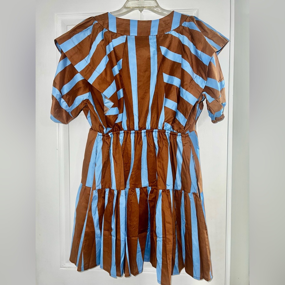 NWTs Entro Blue & Brown Chevron V-Neck Tiered Dress - Picture 9 of 9